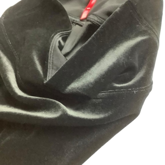 Spanx Black Velvet High Waist Leggings Size Small - Picture 9 of 10
